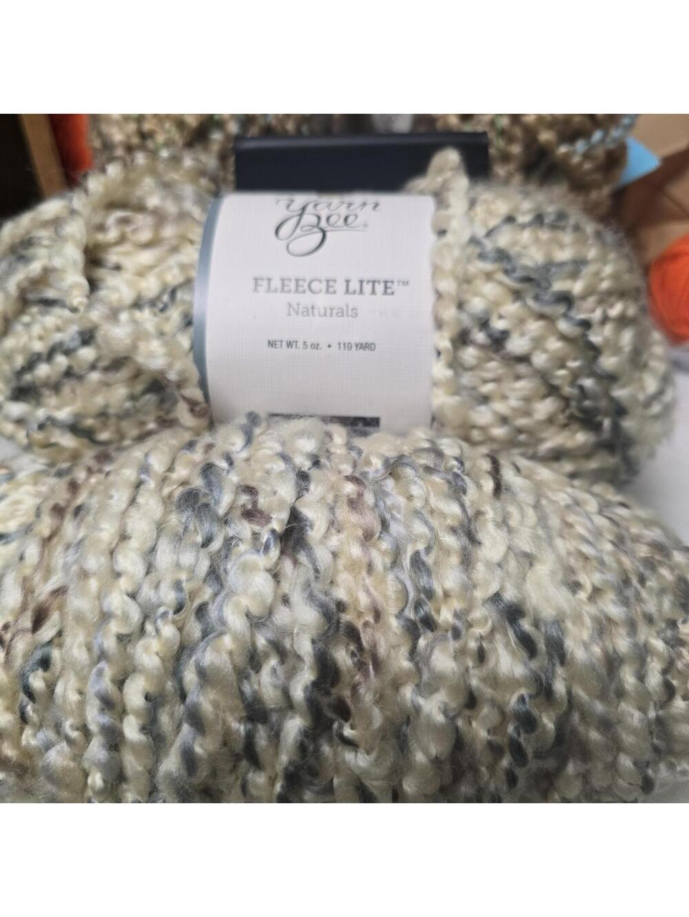 Yarn Bee Fleece Lite Naturals/40 Boucle Yarn Lot of 2 Skeins